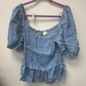 NWOT Stylish Blue Smocked Blouse